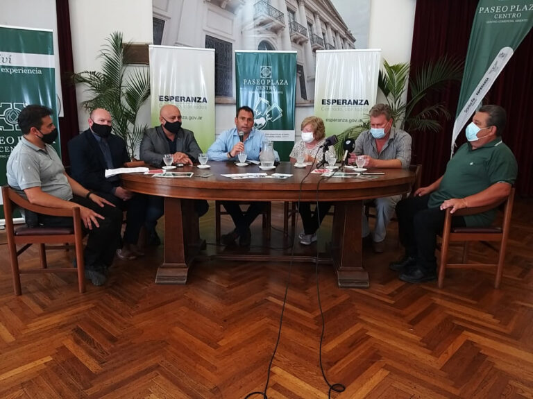 La provincia avanza en el desarrollo del primer Centro Comercial a Cielo Abierto en Esperanza