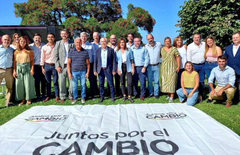 Se presentó la Mesa Juntos por el Cambio Santa Fe