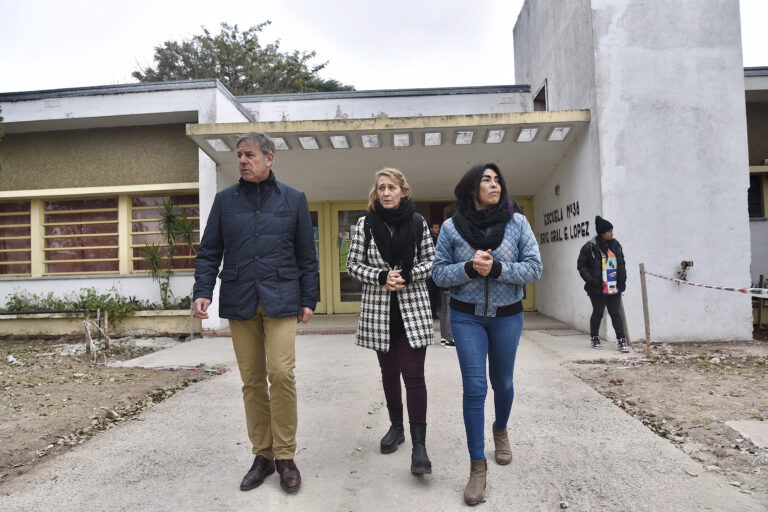 Avanzan las obras en un complejo educativo de barrio Guadalupe