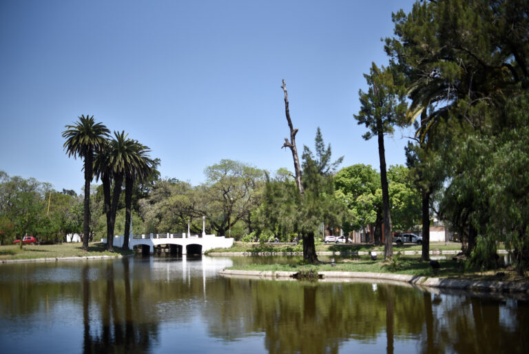 Renovado, el Parque Garay espera la visita de vecinas y vecinos