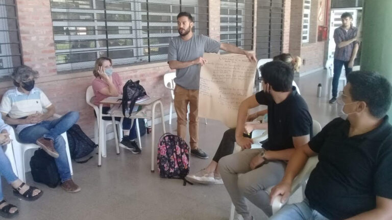 Consumos problemáticos: la Municipalidad brinda talleres para estudiantes y docentes
