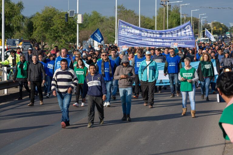 Festram se movilizó en la Provincia y anticipa jornadas de protesta esta semana