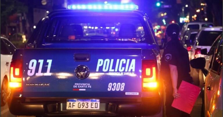 Una decena de policías detenidos por armar causas, plantar armas y conducir allanamientos ilegales