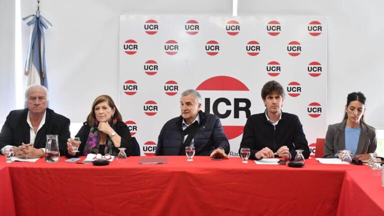 Ballotage 2023: La UCR no apoyará a Massa o a Milei
